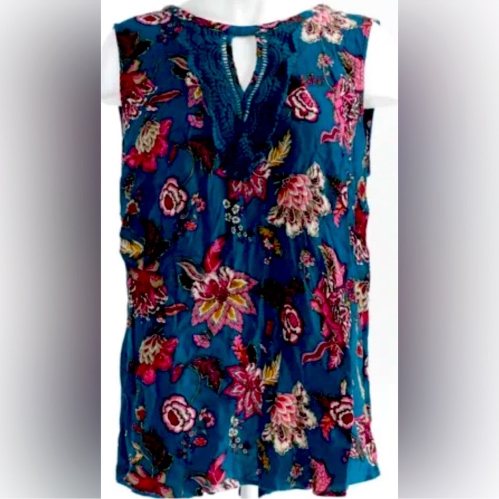 Daniel Rainn Floral Sleeveless Blouse. Keyholes Front & Back - Teal and Pink